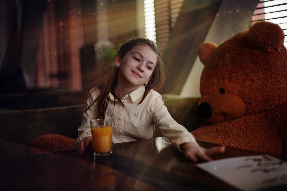 Фотосессия сестричек в ТЦ. Детский и семейный фотограф в Москве Левандовская Анастасия