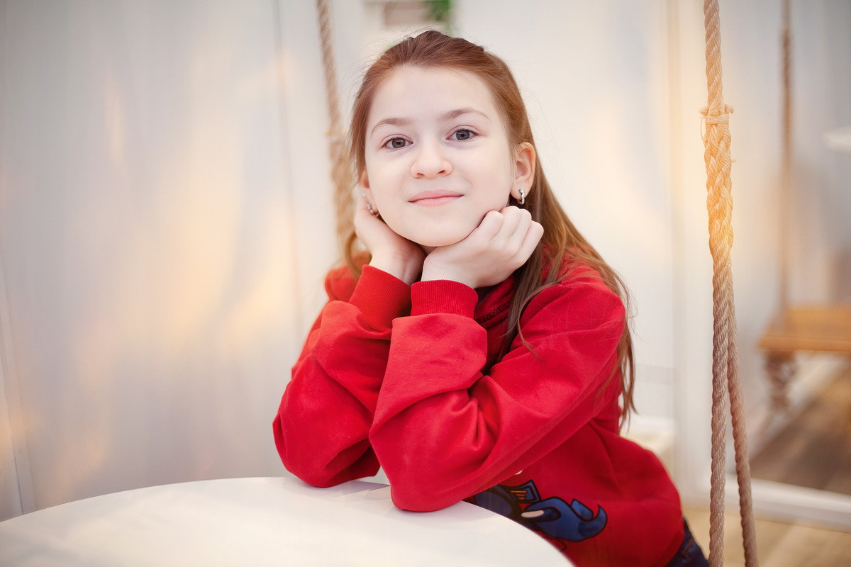 Фотосессия сестричек в ТЦ. Детский и семейный фотограф в Москве Левандовская Анастасия