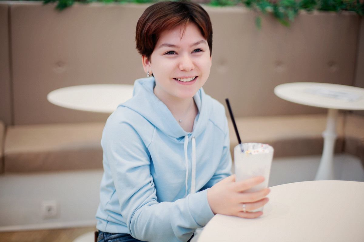 Фотосессия сестричек в ТЦ. Детский и семейный фотограф в Москве Левандовская Анастасия