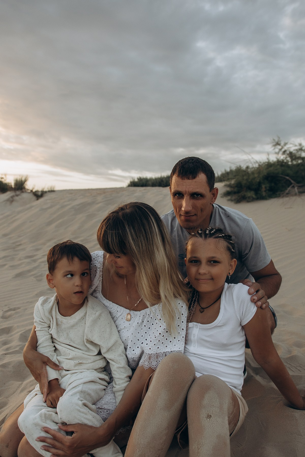 Наташа, Степан, Вика и Максим — на память о синем море и теплом песке. Семейный фотограф Новороссийск, Анапа, Геленджик — Юлия Давыдова