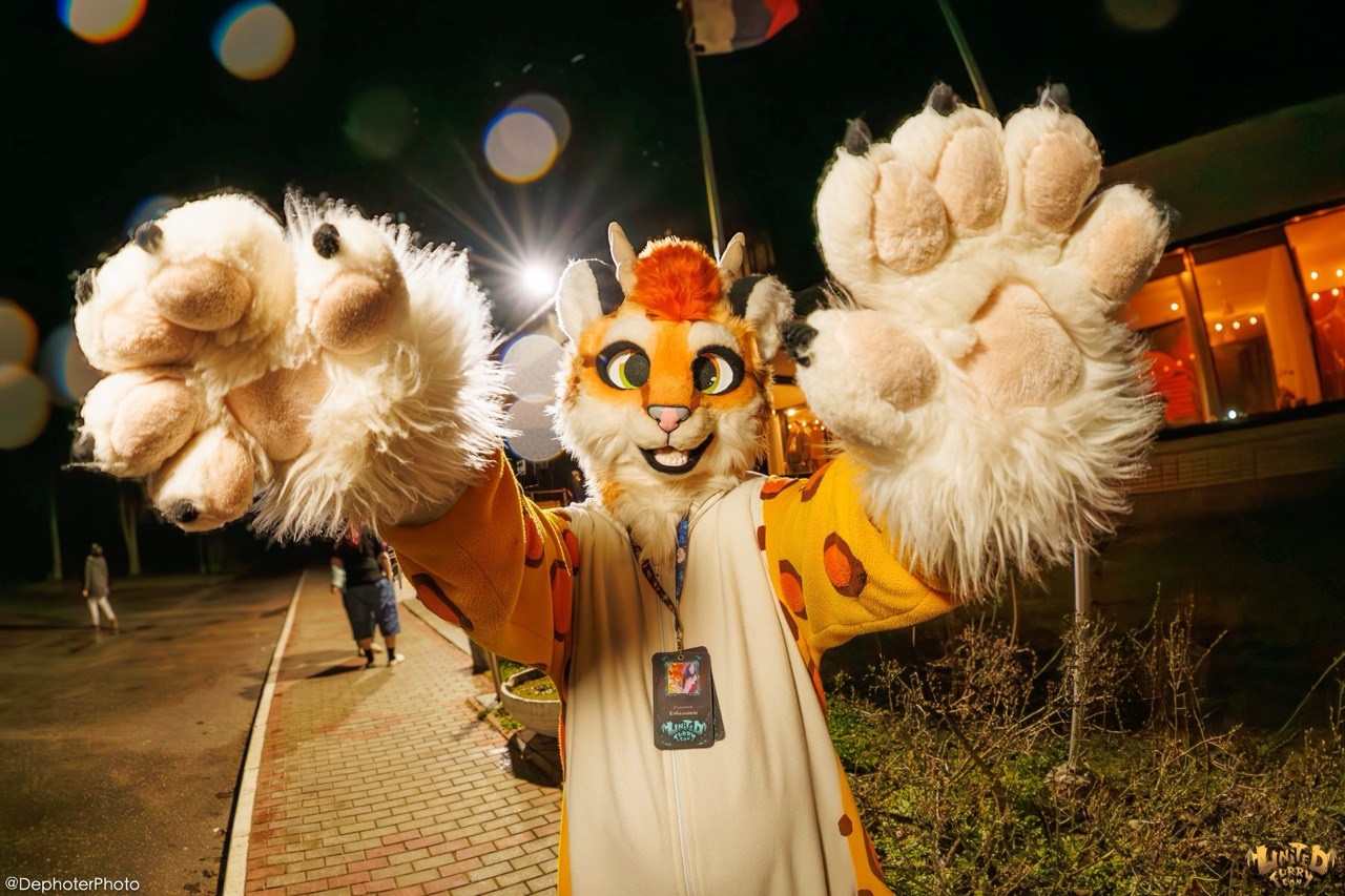 United Furry Convention 2026. Различные мероприятия и просто фотографии людей