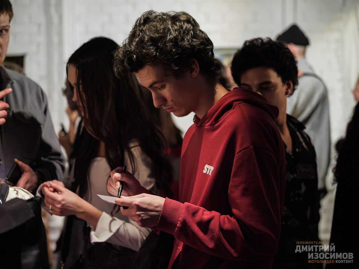 Открытие выставки «23:59» в Конторе пароходства