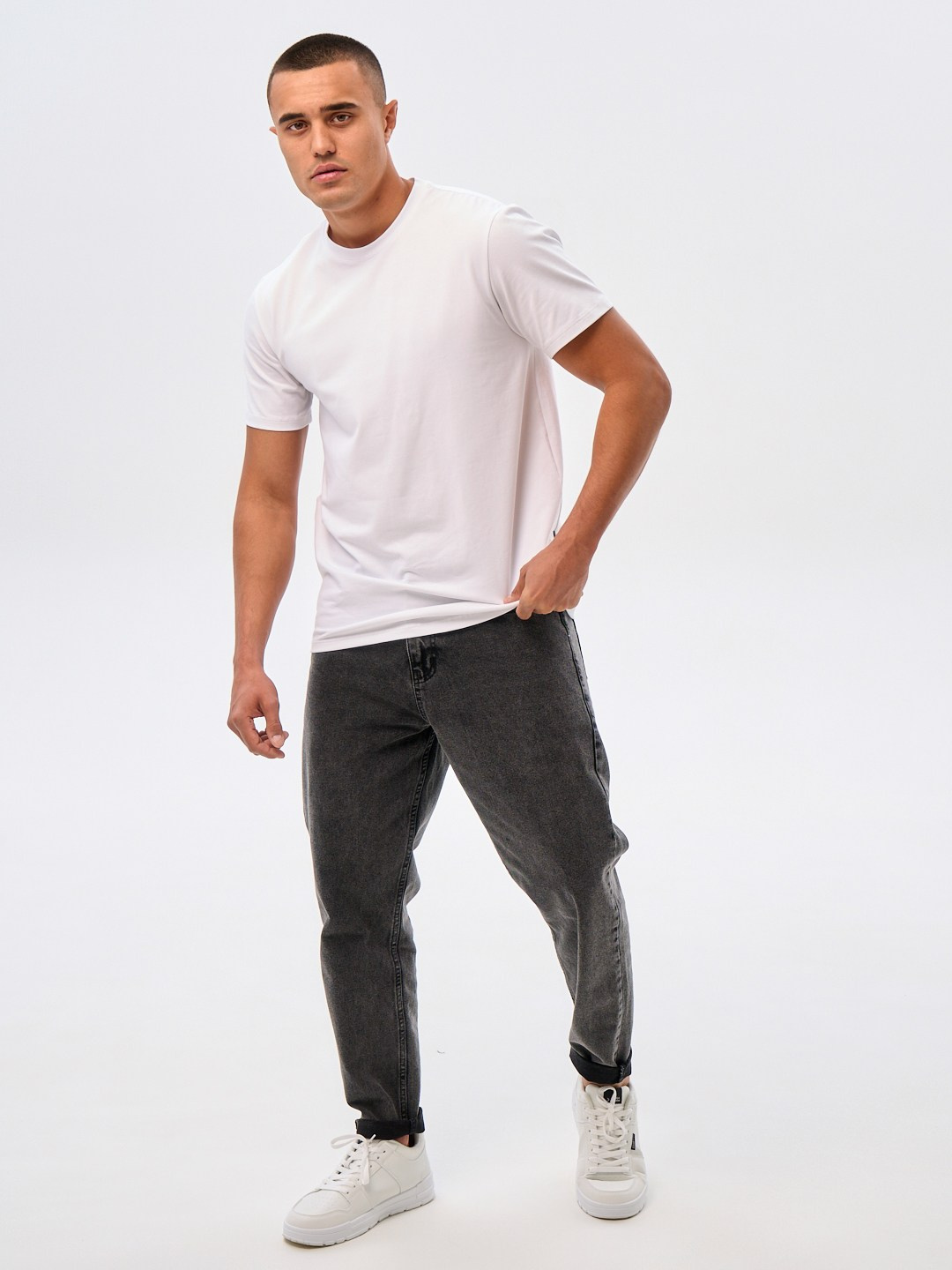 Ренат. Профессиональная фотосъёмка для маркетплейсов. Краснодар. Александр Москаленко