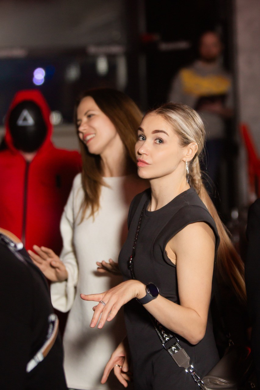 LЮSTRA bar 10.12.2025. Московская кавер-группа BankBand