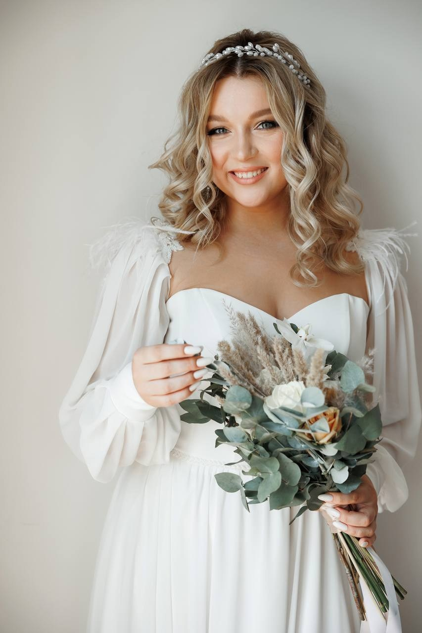 Свадебные образы. Свадебный стилист по прическам и макияжу в Ростове-на-Дону Даниэла Дар