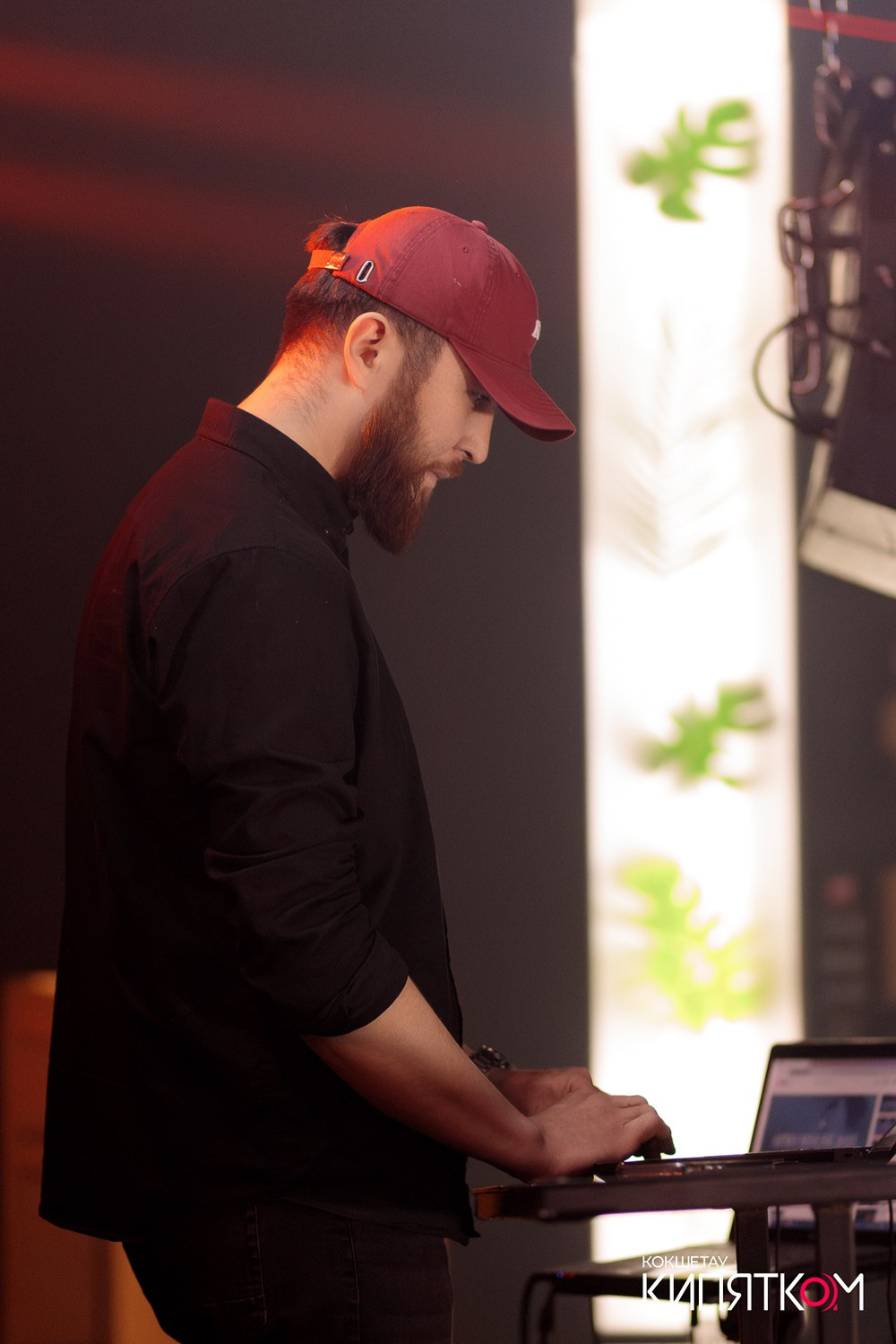 NE BRUKLIN. КИПЯТКОМ КОКШЕТАУ