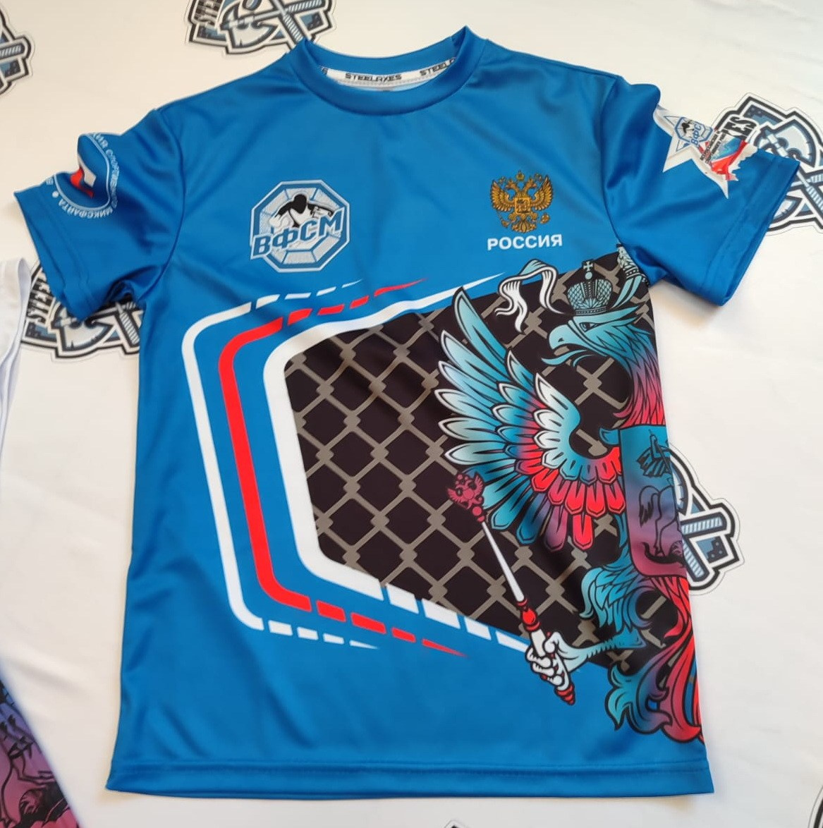 Футбол, форма, экипировка