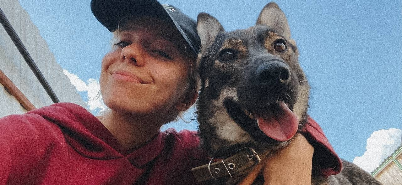 Контакты. Забери домой друга