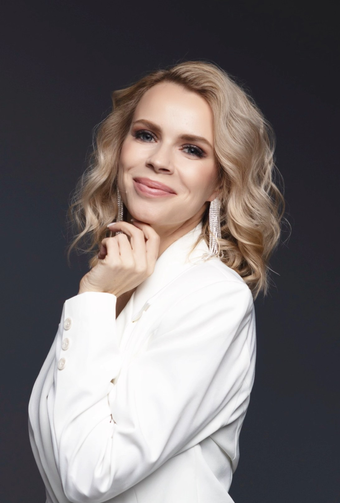 Ведущая Черчик. Подрядчики и друзья сети свадебных площадок House for wedding