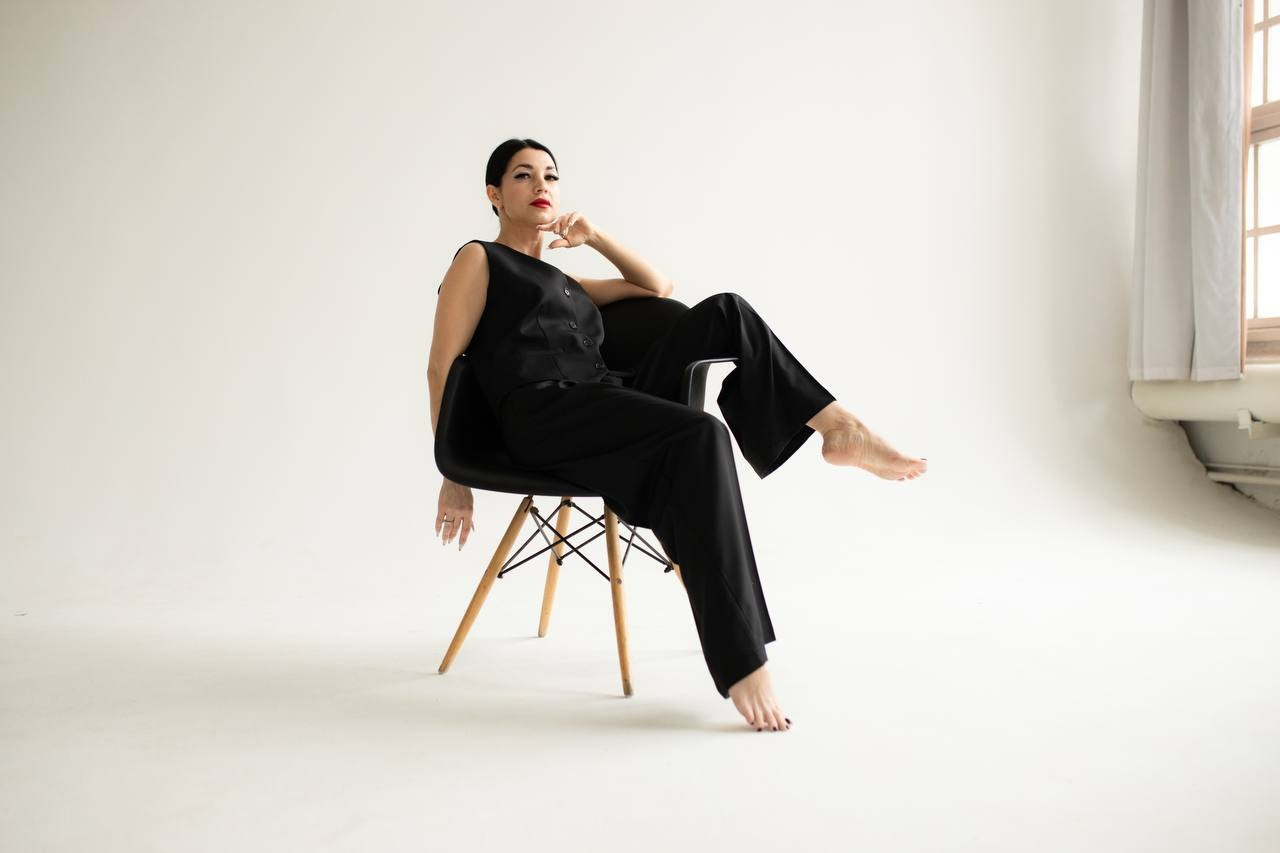 Женский портрет на циклораме и в студии. Фотограф Москва