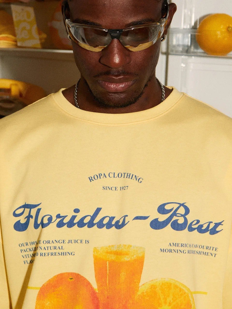 Эффективная фотосъемка товаров для маркетплейсов (WB, OZON) в Москве. Профессиональные фото одежды на белом фоне. Быстро, качественно, для увеличения продаж