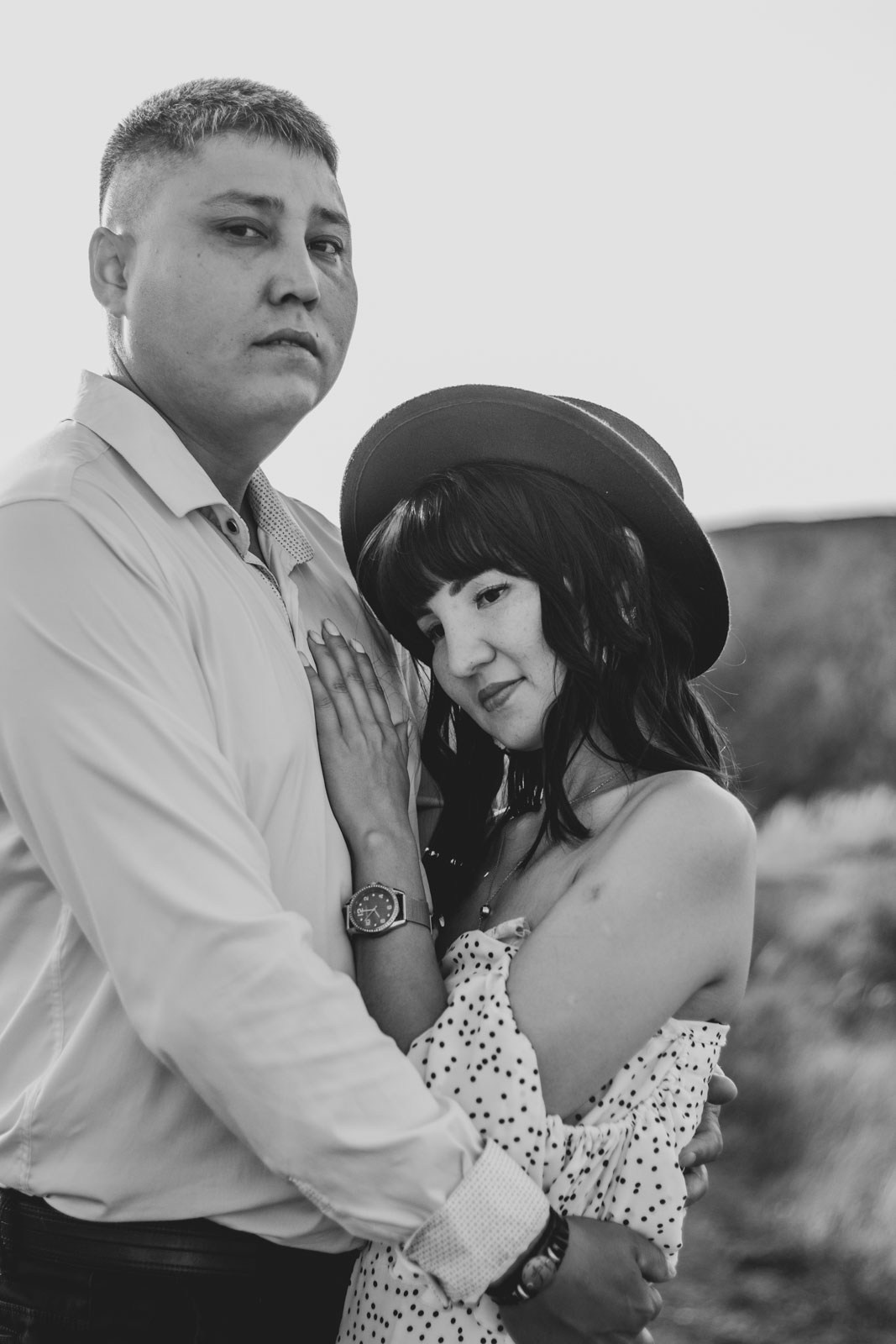 Фотограф Лавстоори истории любви, парная фотосессия Оренбургская область, Орск, Новотроицк, Гай. Женский фотограф в Орске Новотроицке Динара Долганова