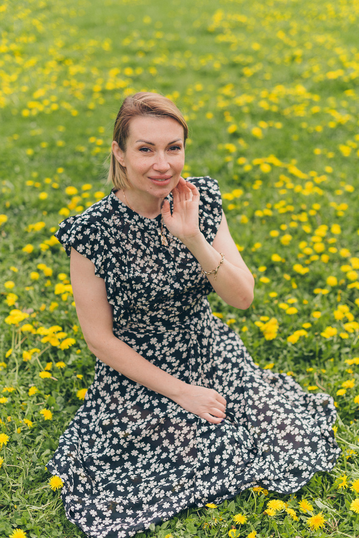 Семейная фотосессия в яблонях. Сакура Казань