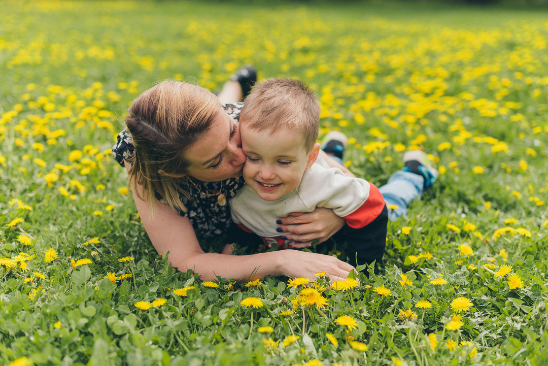 Семейная фотосессия в яблонях. Сакура Казань