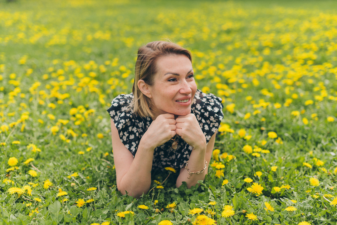 Семейная фотосессия в яблонях. Сакура Казань