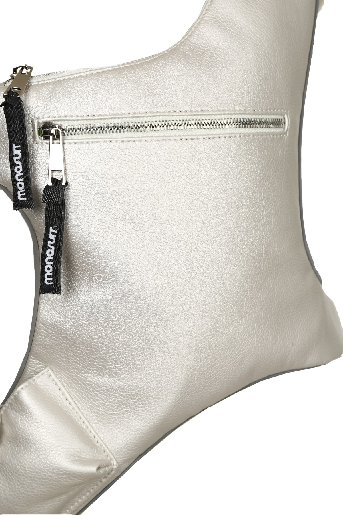 Фотография рекламного продукта на белом фоне для интернет-магазина" фотосъемка аксессуаров, дизайнерские вещи, сумка, предметная фотосъемка, неделя моды Москва, обтравка, обтравки, предметная ретушь, фэшн одежда, фотсъемка дорогой одежды в Москве. фотосъемка для брендов, фотосъемка для сайта, фотосъемка для маркетплейсов.