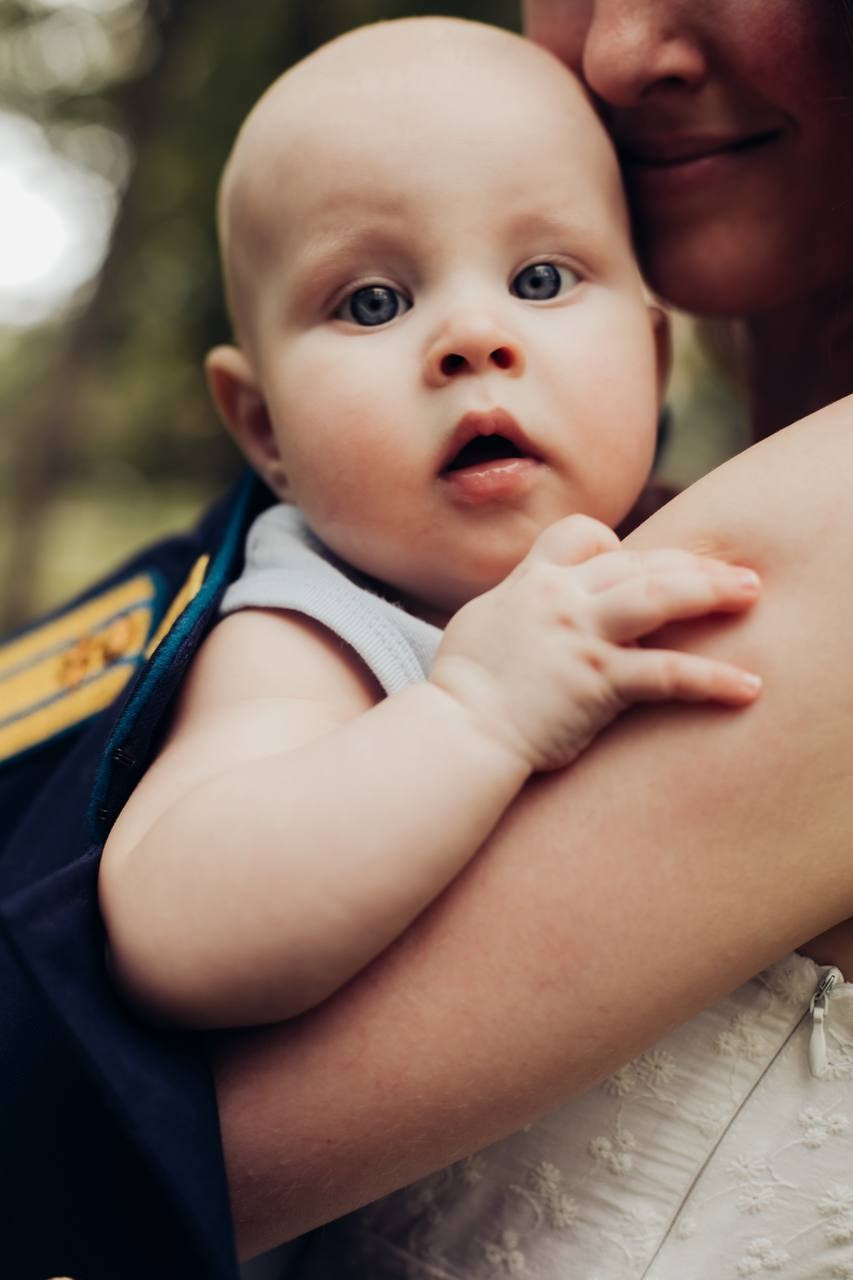 Фотовыставка ZA ЛЮБОВЬ. «Жены Героев. Алтайский Край»