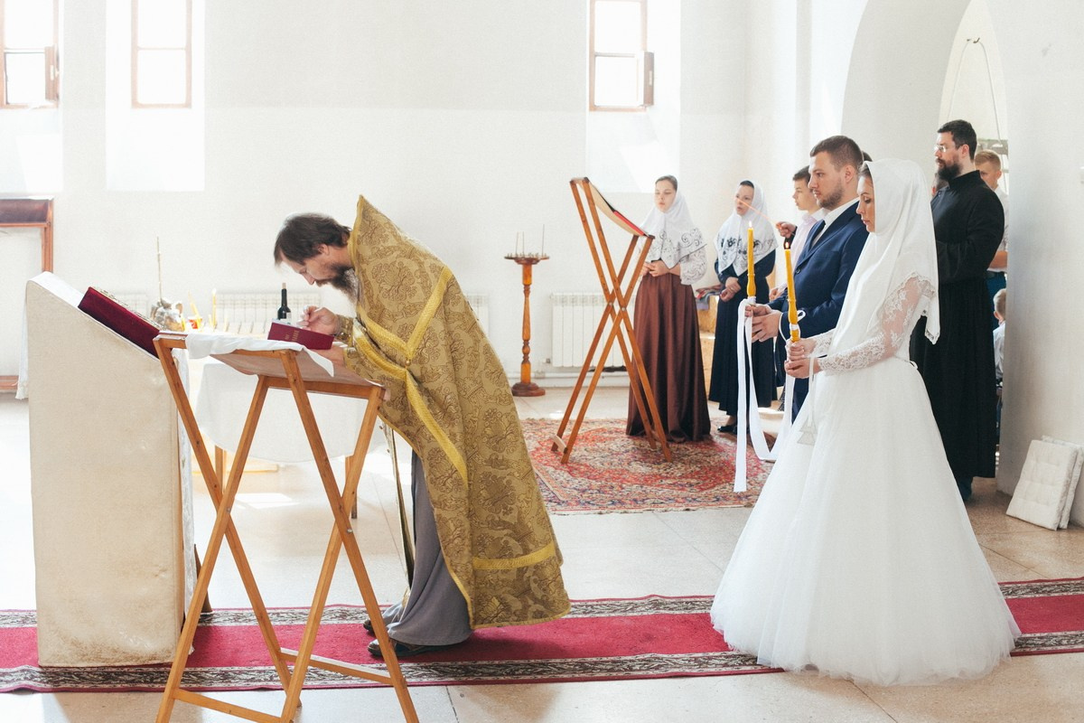 Венчание в Санкт Петербурге. Фотограф крещение венчание в Петербурге! Помогает подобрать храм и посоветовал душевного батюшку в СПб