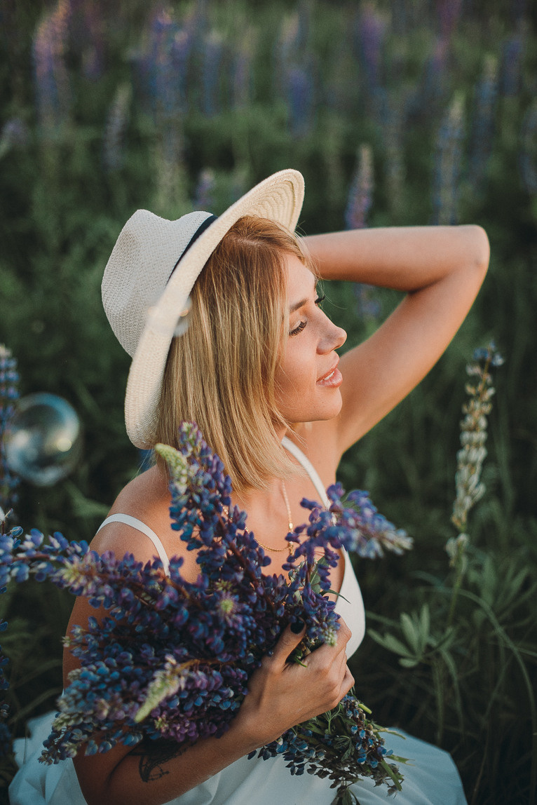 Закат в люпинах