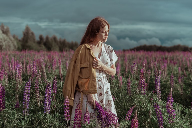 Татьяна в люпинах