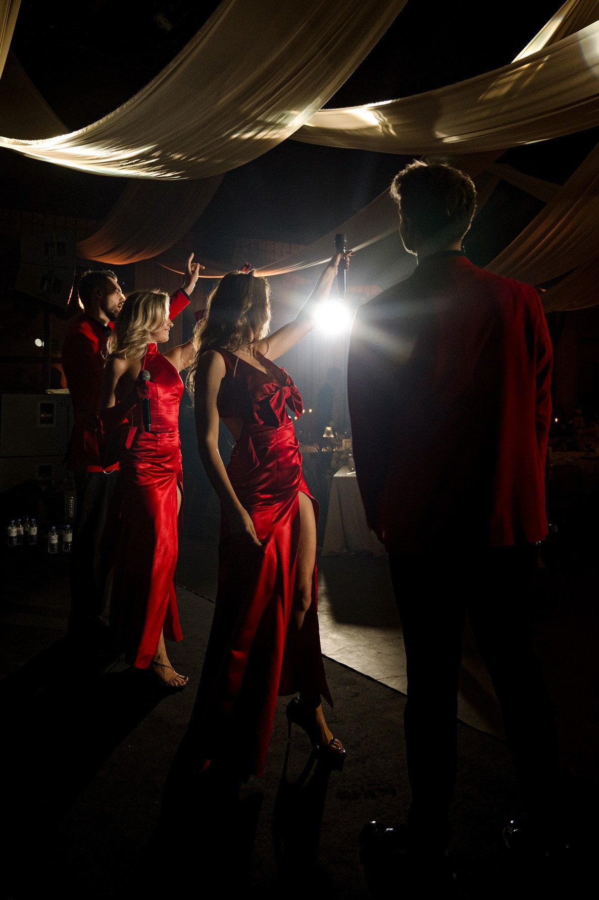 Александр и Анастасия / 29.11.25. Фотограф Антон Горин