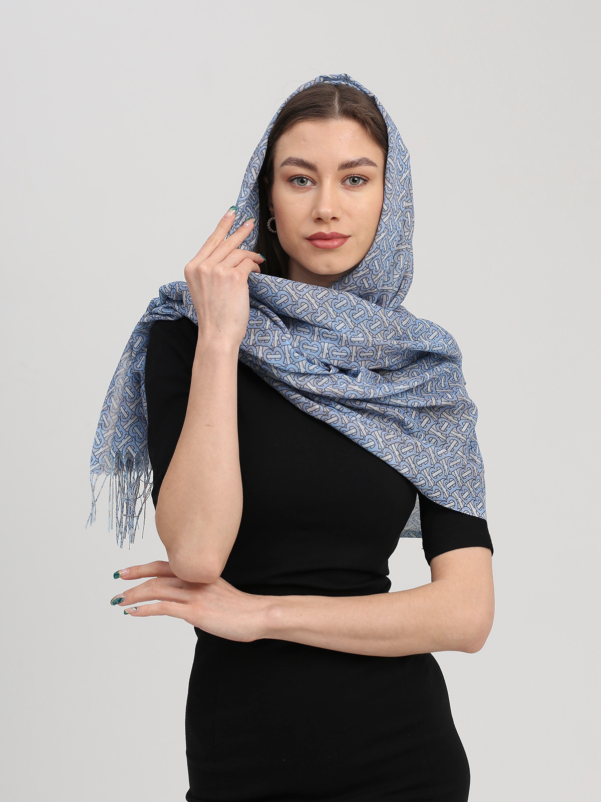 Фотосъемки с участием моделей для маркетплейсов и каталогов. Фотограф СПб Юлия Ерошевская, предметный фотограф