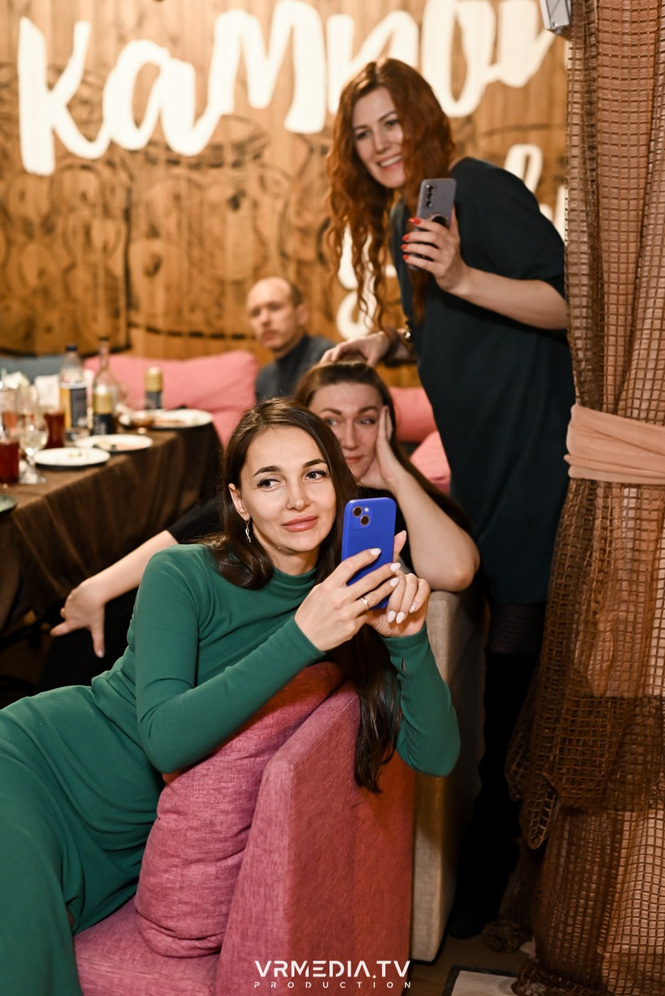 Новогодний вечер в кафе «кАмпот»