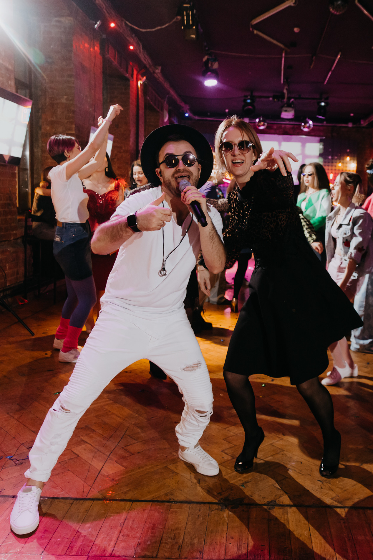 В стиле 90х. Фотограф ваших событий