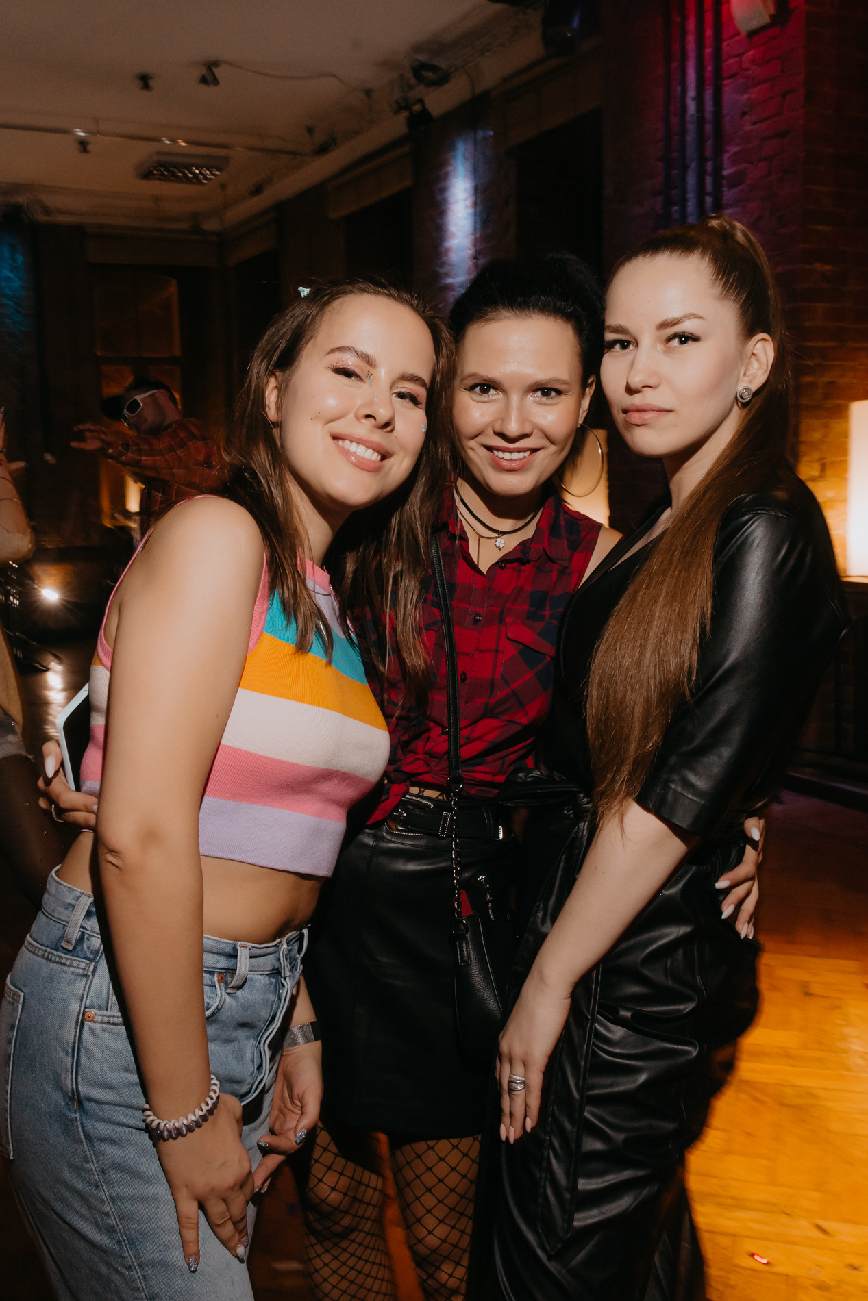 В стиле 90х. Фотограф ваших событий