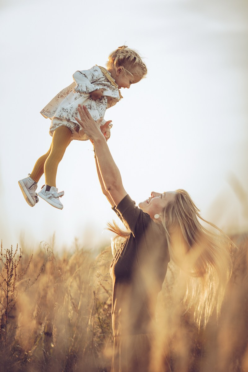 ЕЛЕНА, АЛЕКСАНДРА, ЮРИЙ. Фотограф Дарья Хрипач