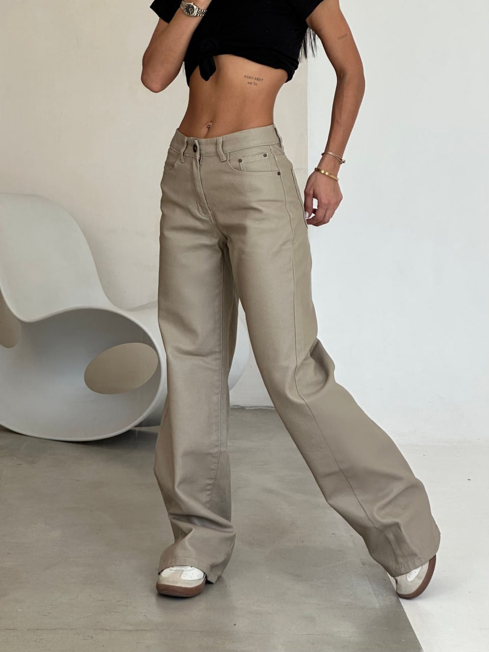 Элиф А Размер ХS. Рост 165, Параметры 86/60/90. LUNAPRO Дом стильных, сборных и индивидуальных съемок для брендов