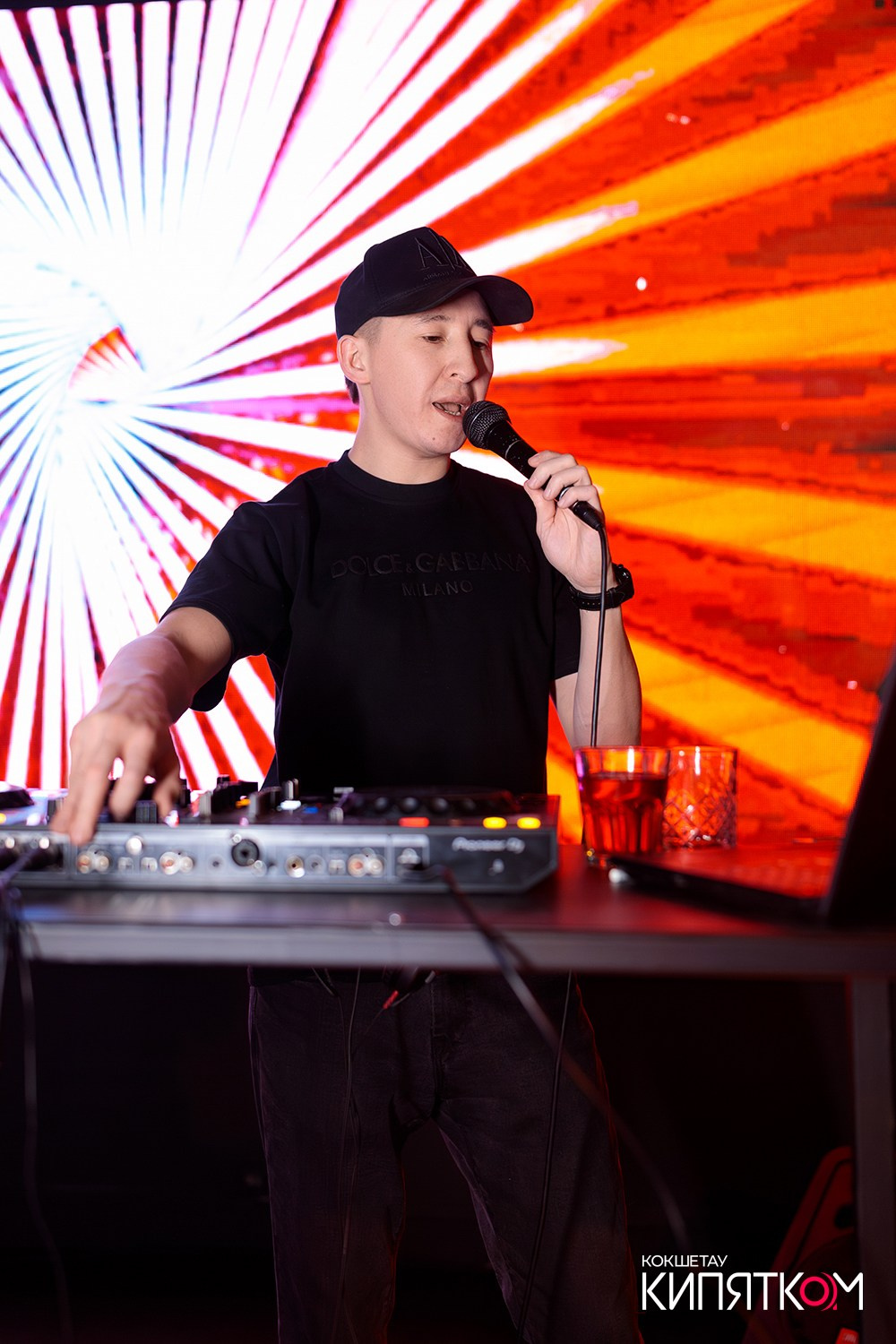 NE BRUKLIN. КИПЯТКОМ КОКШЕТАУ