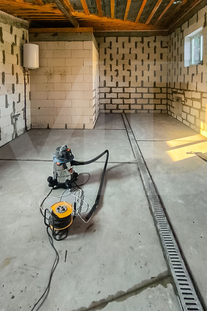 Тщательная уборка от пыли для дальнейшей работы