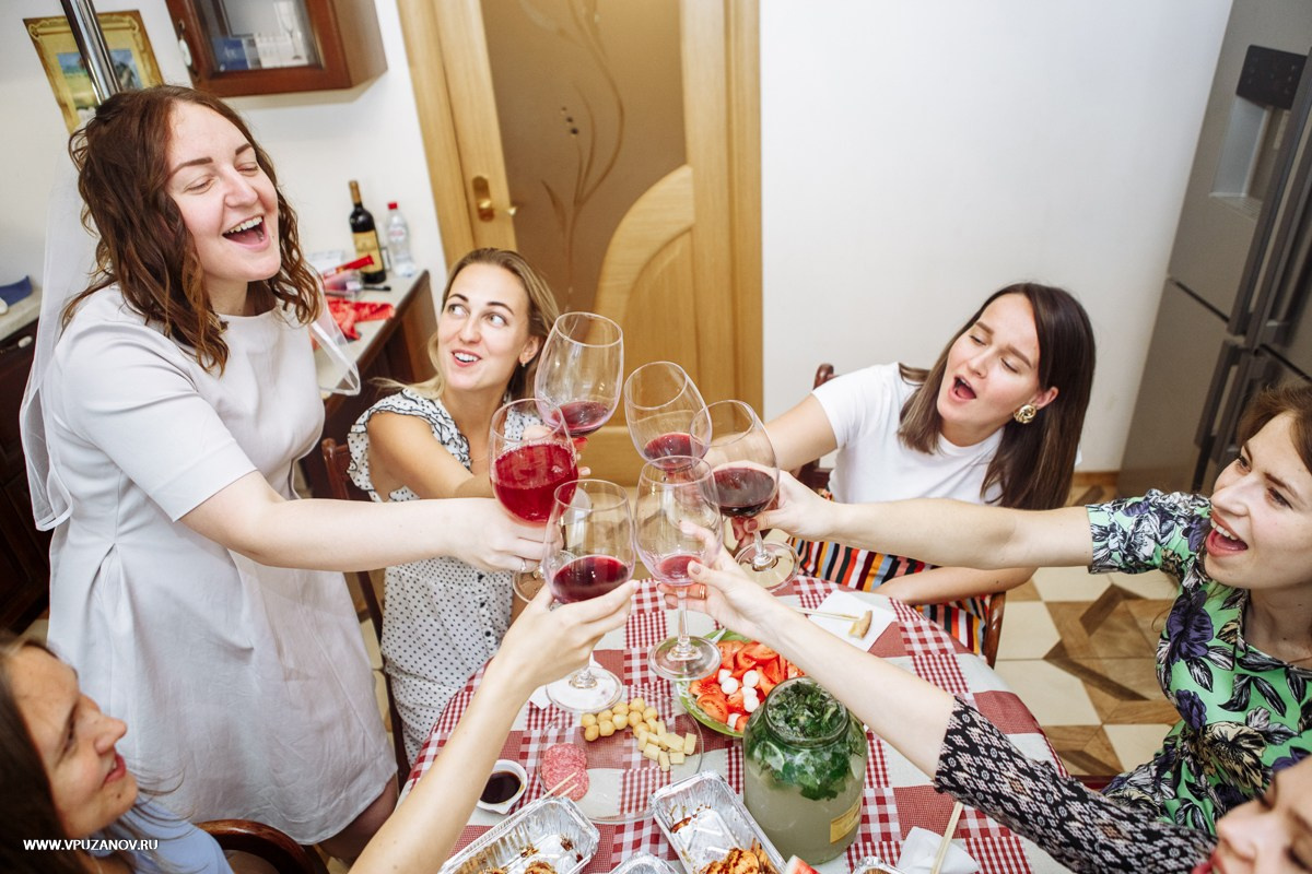 Девичник на даче или загородном доме