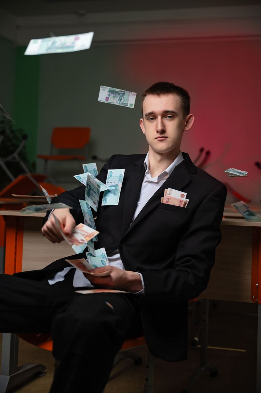 Выпускной альбом для 9-11 классов в СПб и ЛО. Выпускные альбомы для школы и детского сада в СПб и ЛО