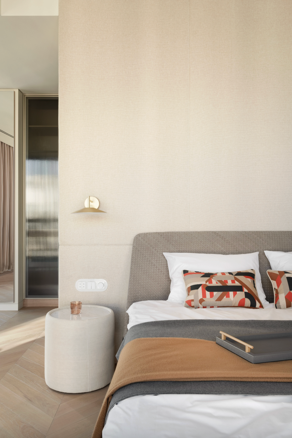 SYMPHONY 34 / 132 м². Inside Form — студия, где проект начинается не с стен, а с человека. Индивидуальный подход, живой стиль