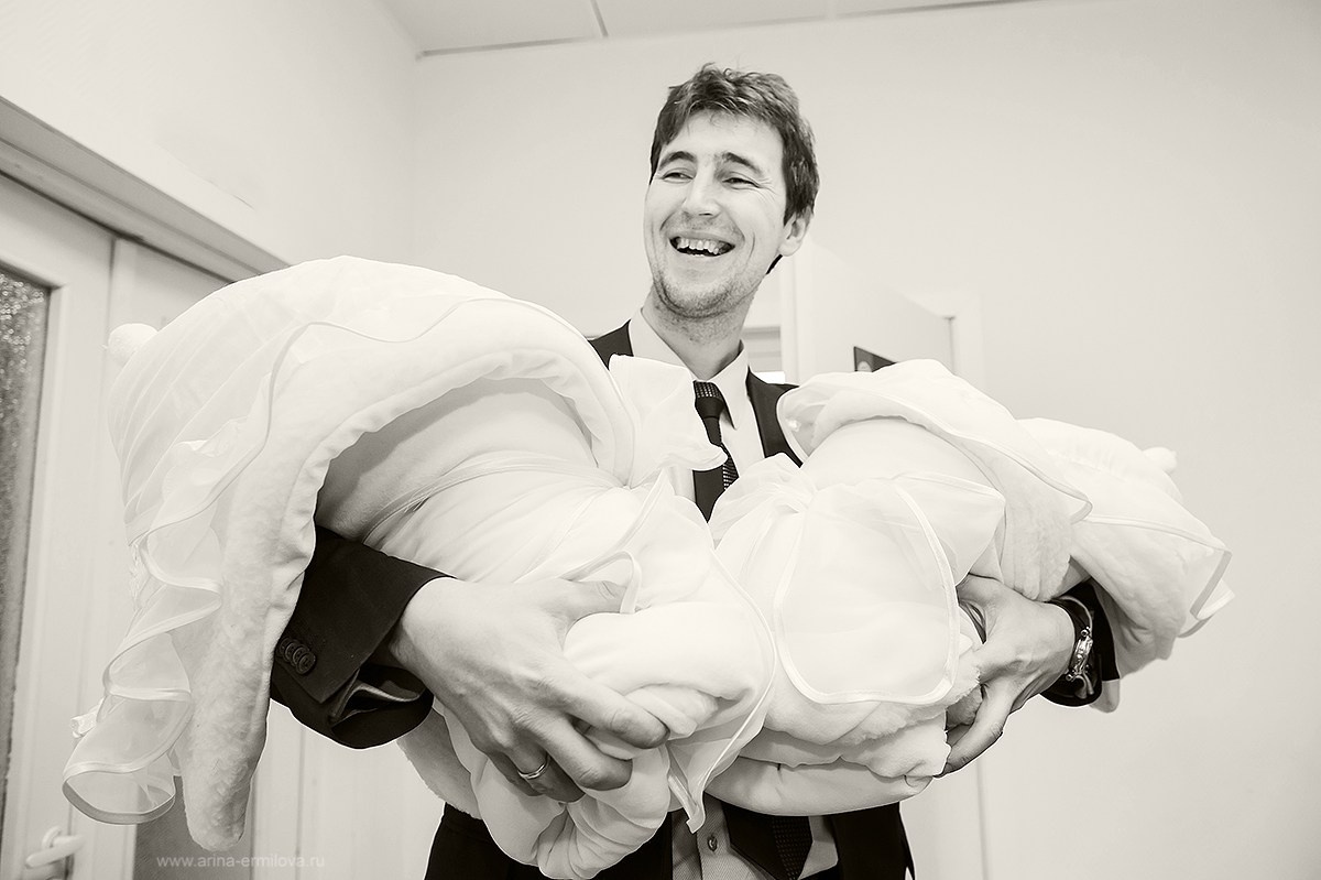 Выписка из роддома. Репортажный, семейный и детский фотограф в Пензе и Заречном Арина Ермилова. Картины барельеф на заказ