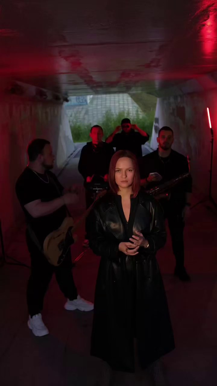 DANCE BRO контент для кавер-группы. Семейный фотограф и видеограф в Тюмени Анна Жагорина