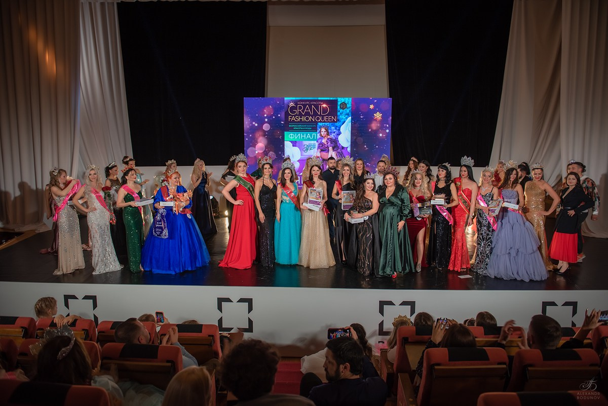 GrandFashionShow2024. Семейный и коммерческий фотограф в Сочи Александр Бодунов
