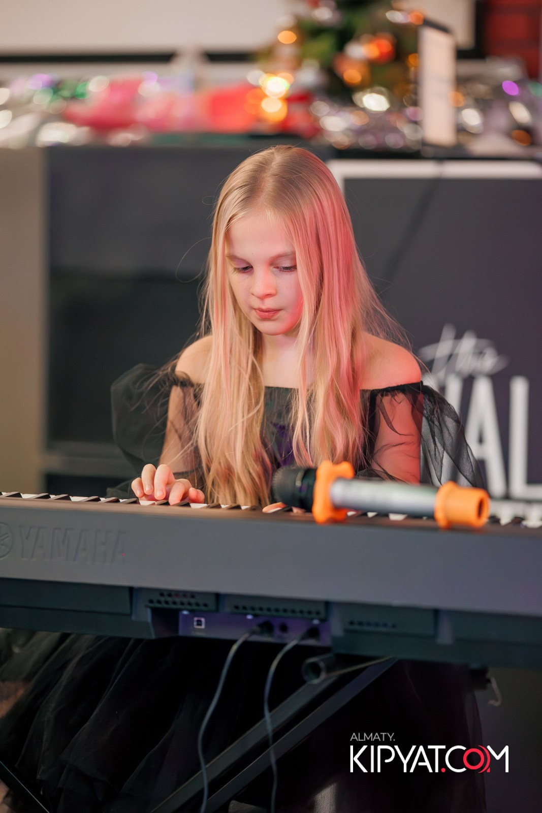 НОВОГОДНИЙ ОТЧЕТНЫЙ КОНЦЕРТ МУЗЫКАЛЬНОЙ ШКОЛЫ «SOULWAY». КИПЯТКОМ АЛМАТЫ!