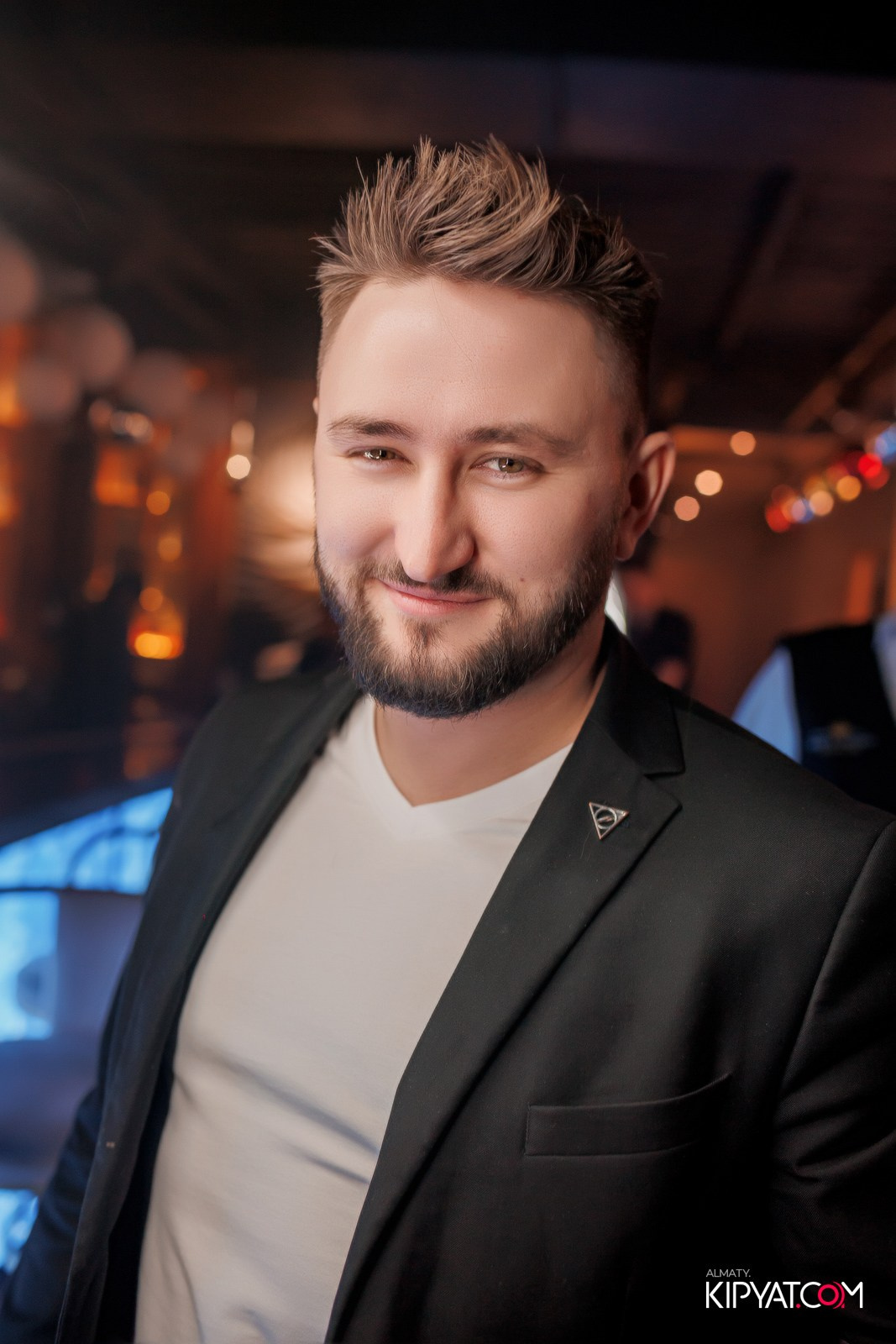 LAUREATE GRAND CAFÉ. КИПЯТКОМ АЛМАТЫ!