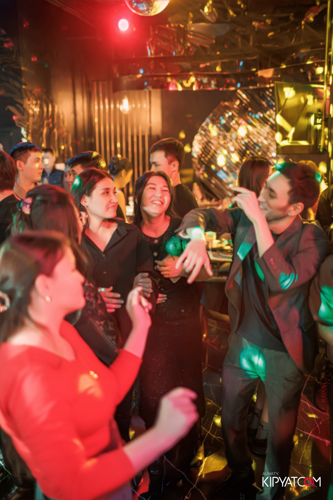 MOOD KARAOKE & TERRACE. КИПЯТКОМ АЛМАТЫ!