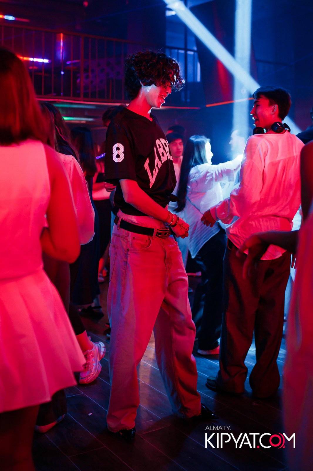 НОЧНОЙ КЛУБ ICON. КИПЯТКОМ АЛМАТЫ!