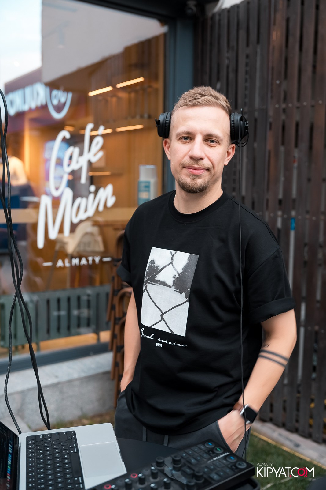 ДЕНЬ РОЖДЕНИЯ CAFE MAIN — 1 ГОД. КИПЯТКОМ АЛМАТЫ!