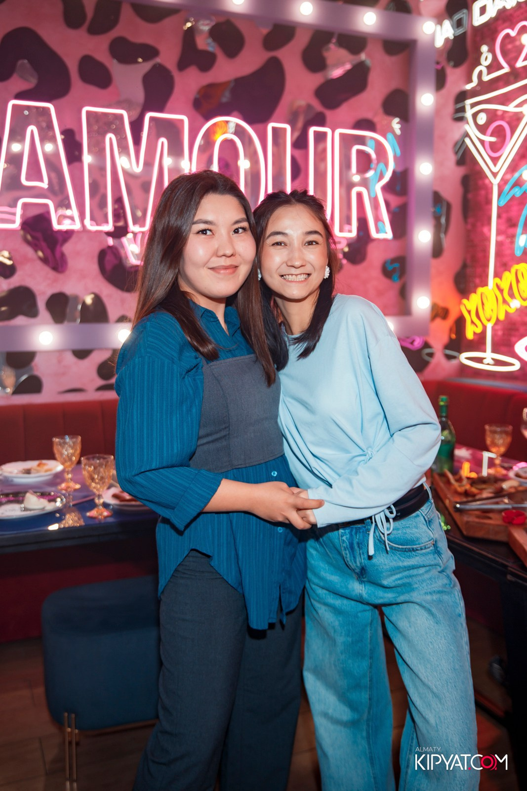 УХО И МЕДВЕДЬ НА КУРМАНГАЗЫ. КИПЯТКОМ АЛМАТЫ! Фотосъемка мероприятий в Алматы