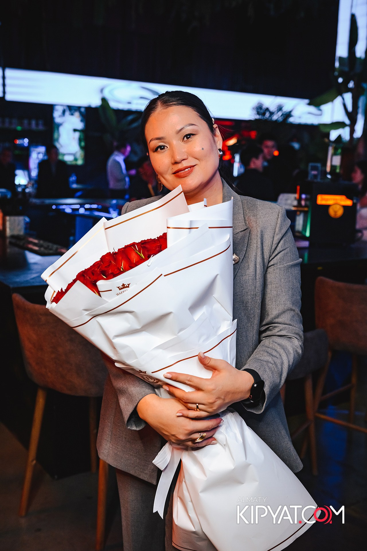 ПОСВЯЩЕНИЕ В СТУДЕНТЫ ''Q'' UNIVERSITY. КИПЯТКОМ АЛМАТЫ!