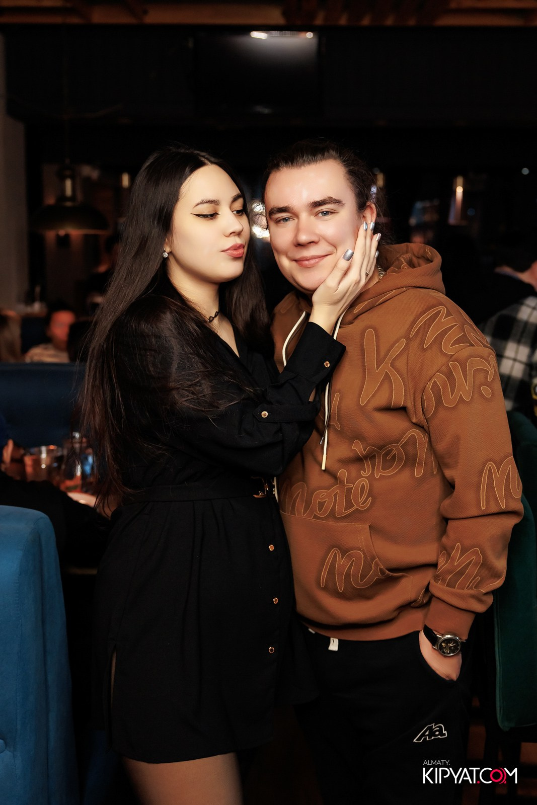 ПИНТА НА АУЭЗОВА. КИПЯТКОМ АЛМАТЫ!