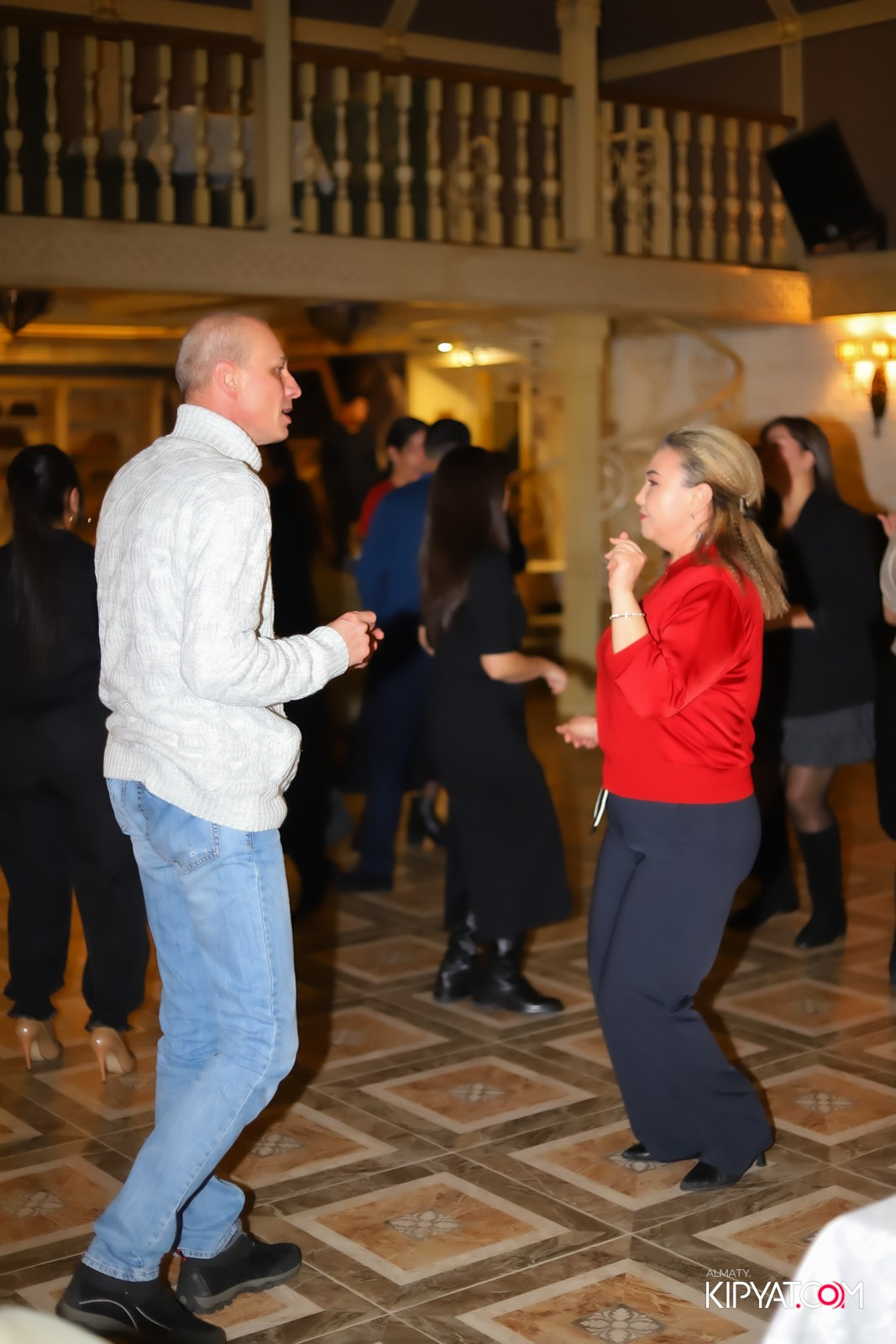 РЕСТОРАН ALAZANI. КИПЯТКОМ АЛМАТЫ! Фотосъемка мероприятий в Алматы