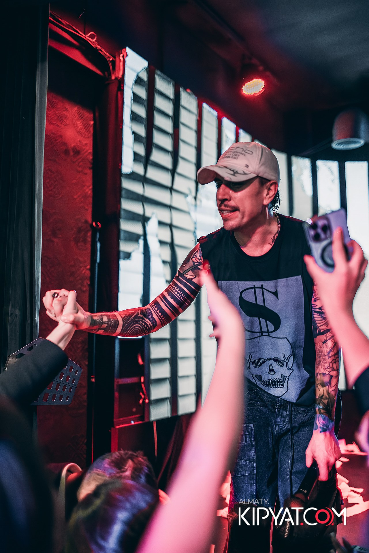 QUEST PISTOLS В РЕСТОРАНЕ NINO. КИПЯТКОМ АЛМАТЫ!