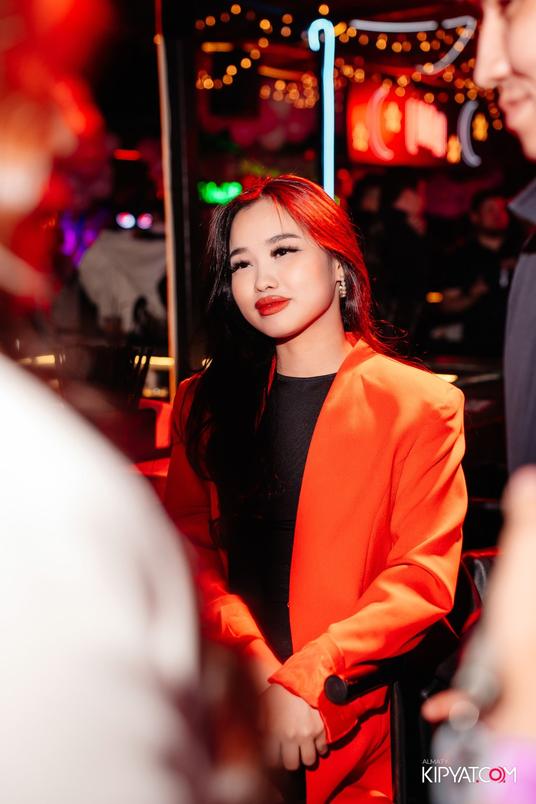 SKY BAR. КИПЯТКОМ АЛМАТЫ!